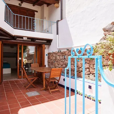 Welcomely - Casa Shardana